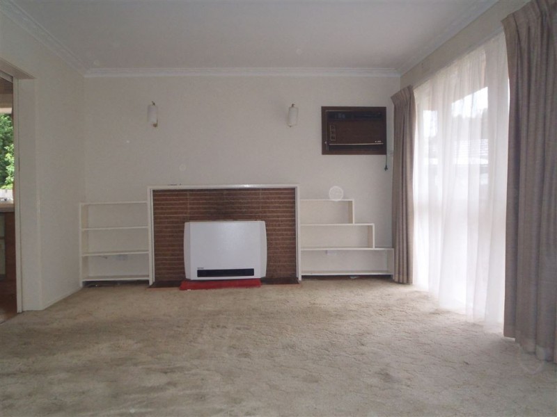 4 Sutton Court, Glen Waverley VIC 3150