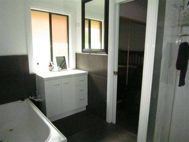 1/13A Montana Avenue, Mulgrave VIC 3170