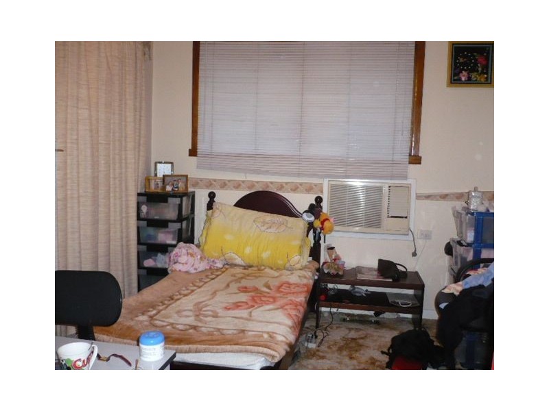 517 Ferntree Gully Road,, Glen Waverley VIC 3150