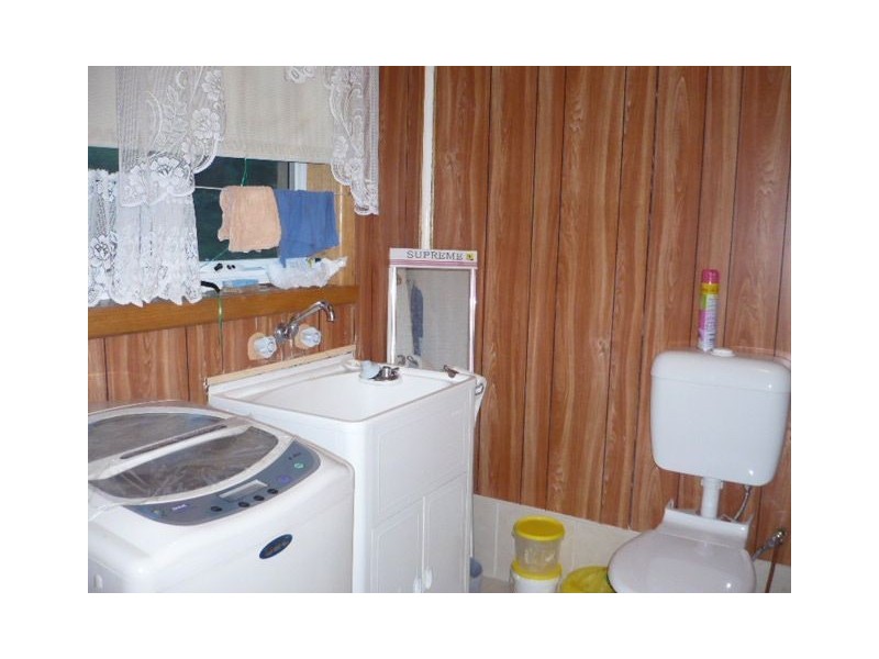 517 Ferntree Gully Road,, Glen Waverley VIC 3150