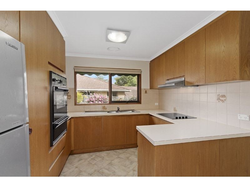 2/11 Carramar Avenue, Glen Waverley VIC 3150