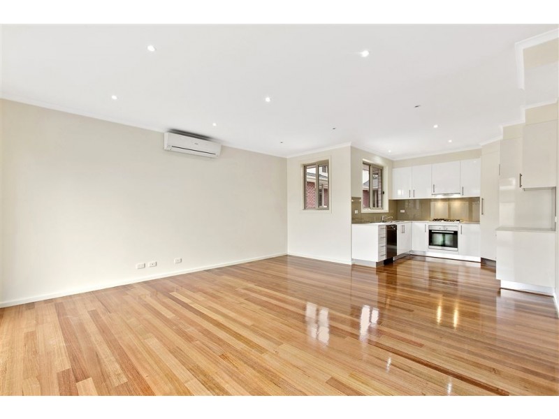 2/1 Sadie Street, Mount Waverley VIC 3149