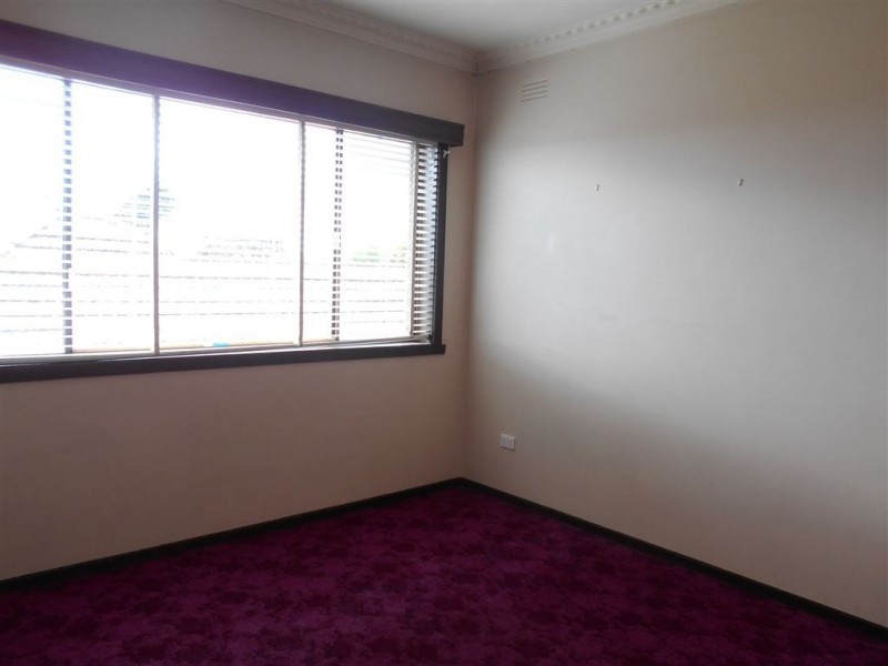 2/1610 Dandenong Road, Oakleigh VIC 3166