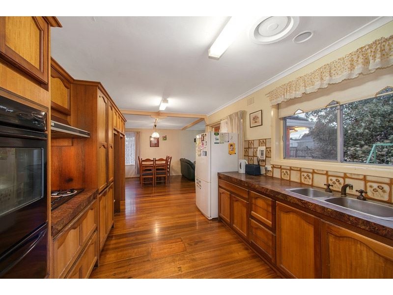 68 Fraser Street, Glen Waverley VIC 3150