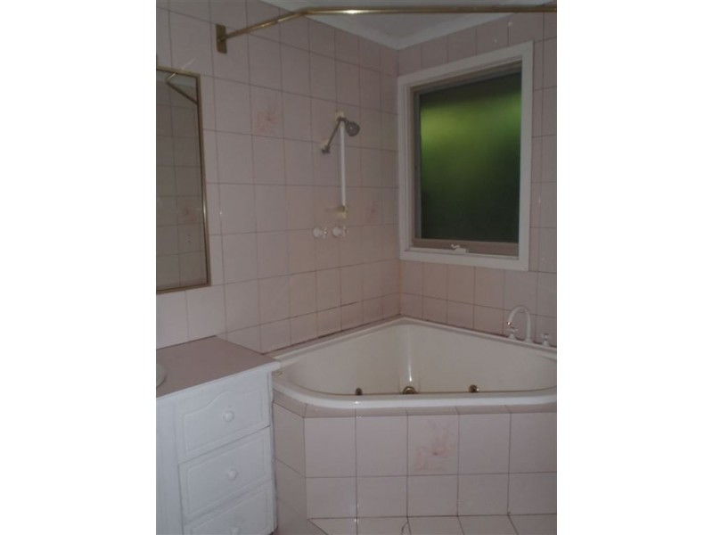 7 Bluegum Avenue, Wheelers Hill VIC 3150