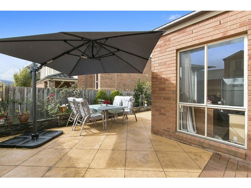 16 Watling Grove, Ferntree Gully VIC 3156