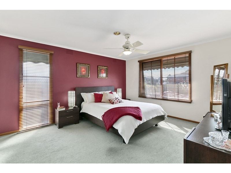 1 Copnal Court, Glen Waverley VIC 3150