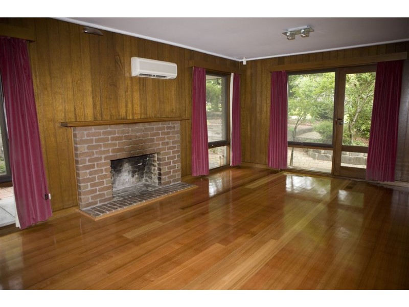 4 Cuthbert Court, Wheelers Hill VIC 3150