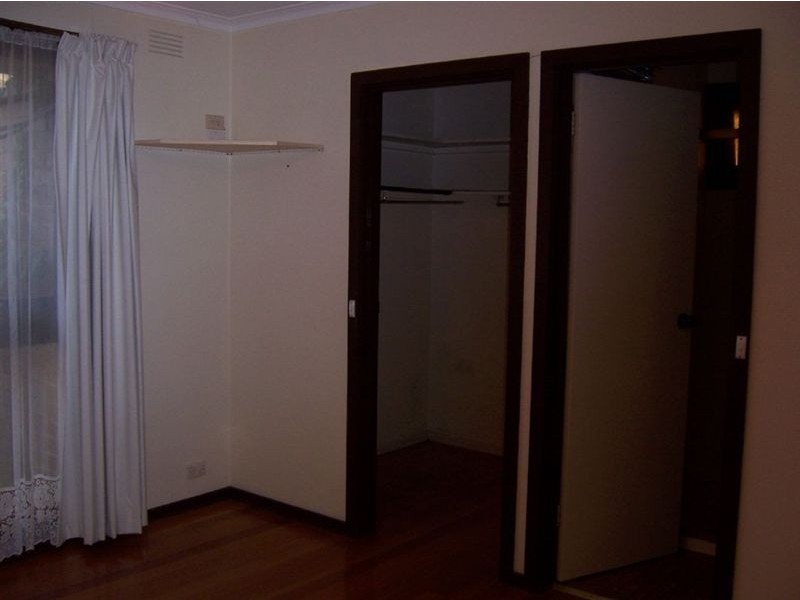 22 Mavista Avenue, Glen Waverley VIC 3150