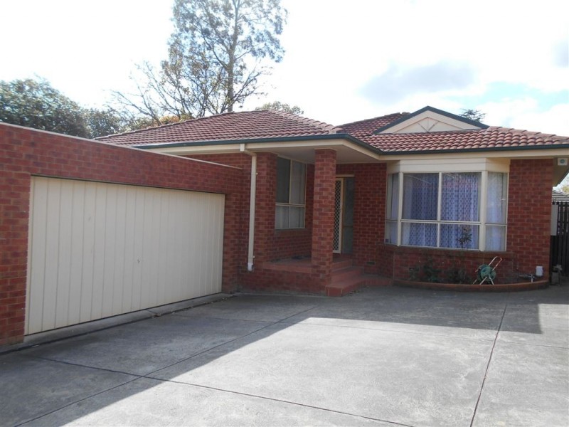 2/11 Wilson Road, Glen Waverley VIC 3150