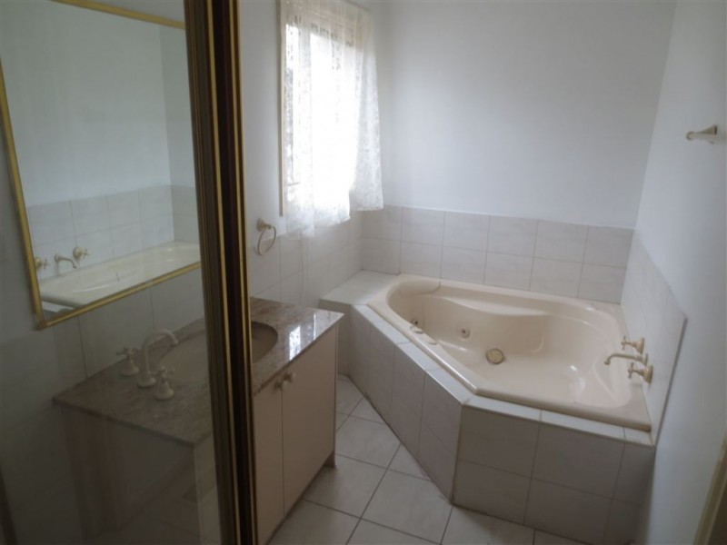 1/38 Doynton Parade, Mount Waverley VIC 3149