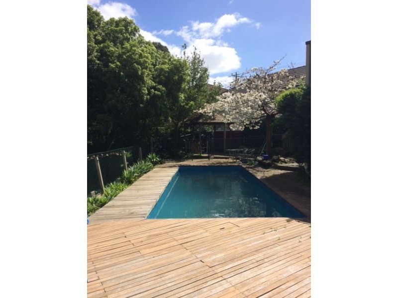 618 Waverley Road, Glen Waverley VIC 3150