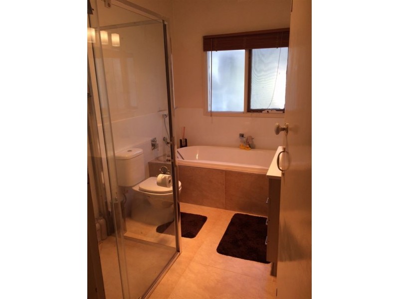 618 Waverley Road, Glen Waverley VIC 3150