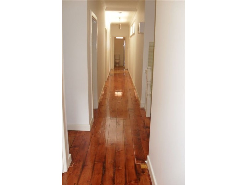 618 Waverley Road, Glen Waverley VIC 3150