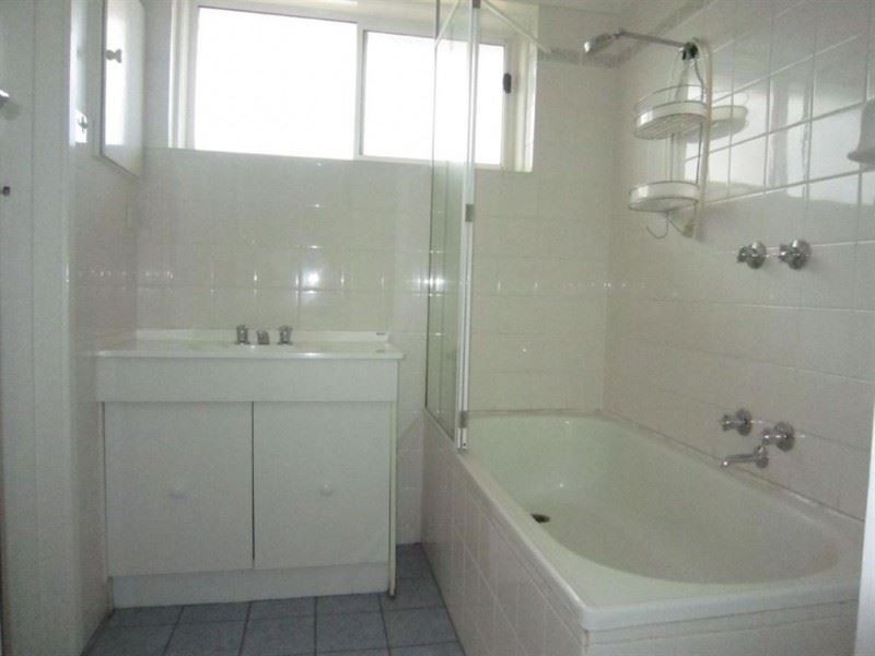 8/13 Main Street, Blackburn VIC 3130