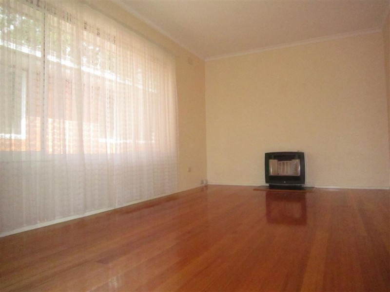 8/13 Main Street, Blackburn VIC 3130