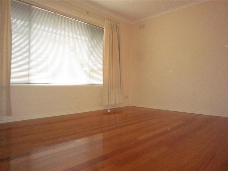 8/13 Main Street, Blackburn VIC 3130