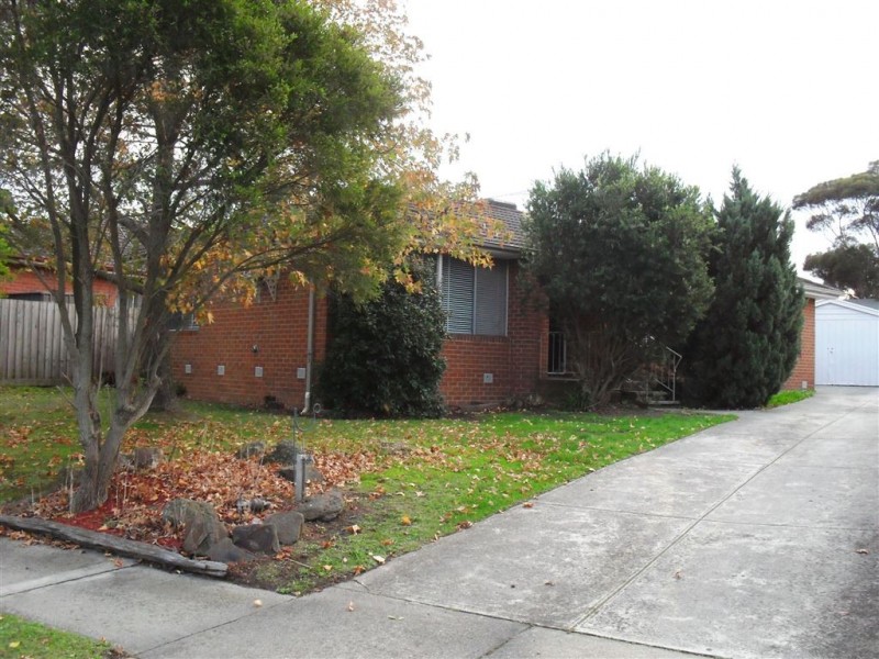 45 Tiverton Drive, Mulgrave VIC 3170