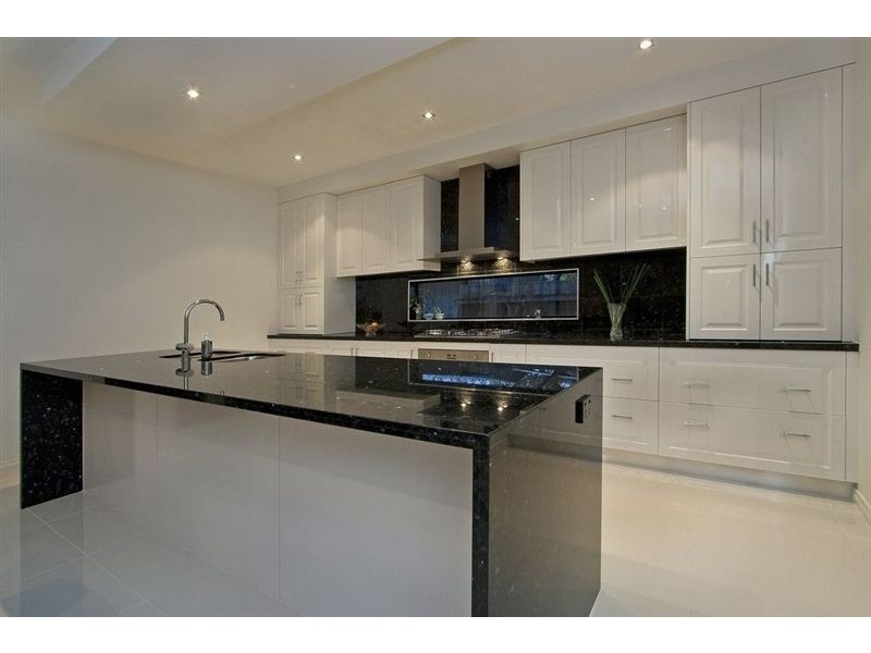 11 Olympic Court, Glen Waverley VIC 3150