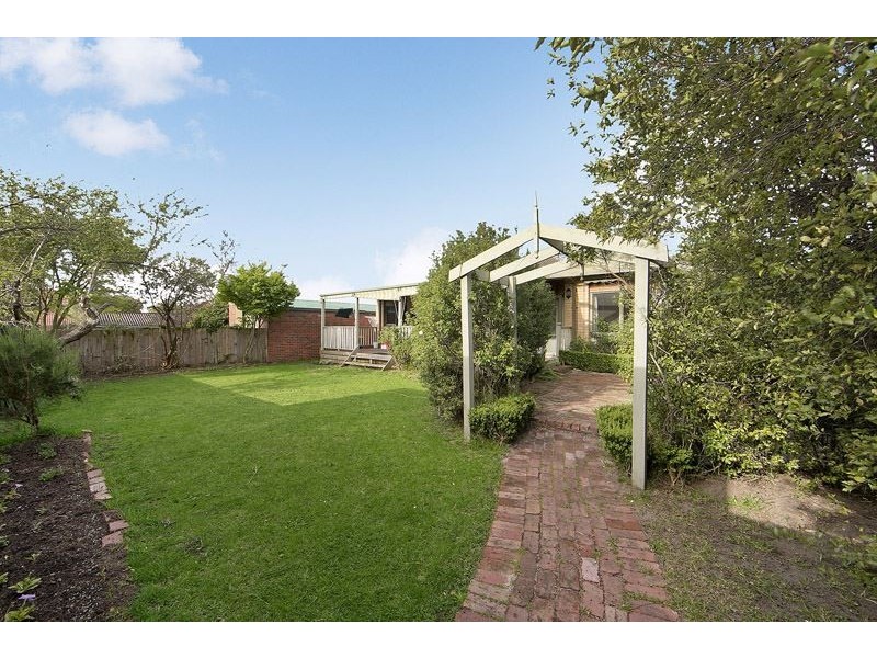 77 Orchard Street, Glen Waverley VIC 3150