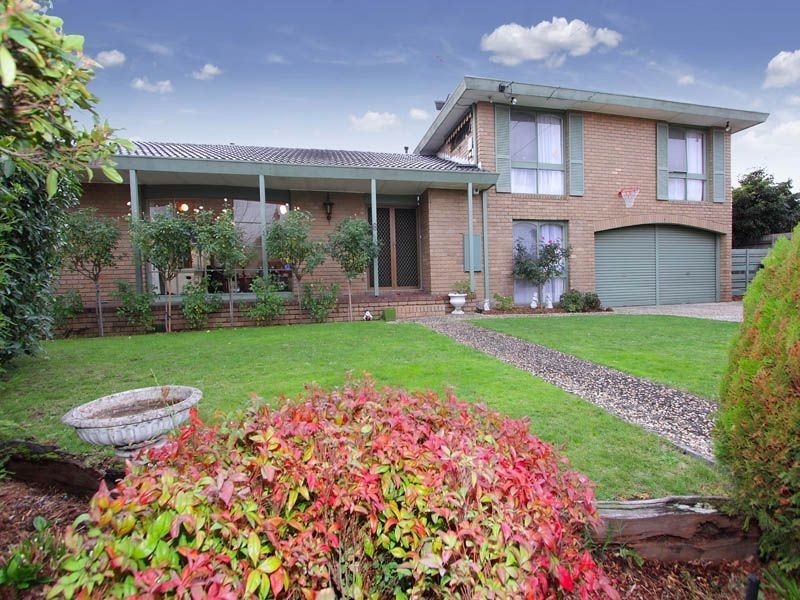 6 Truscott Court, Wheelers Hill VIC 3150