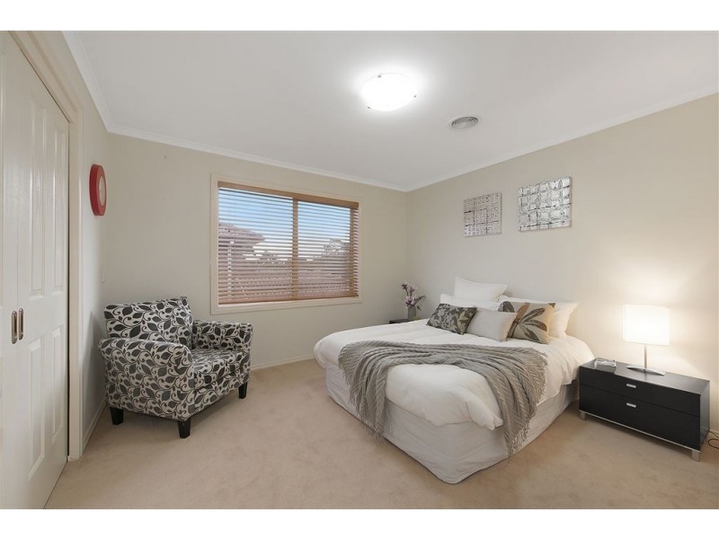 5 Clarke Place, Mount Waverley VIC 3149