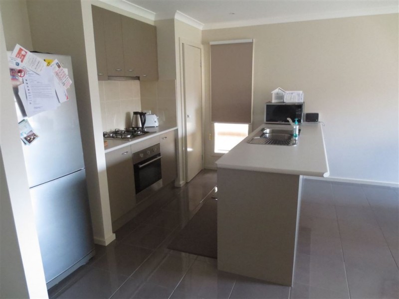 130 Sabel Drive, Cranbourne North VIC 3977