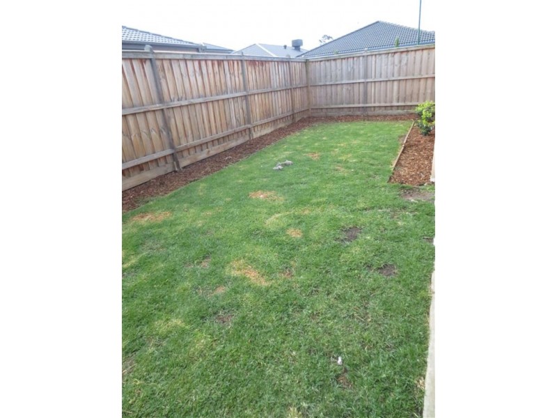 130 Sabel Drive, Cranbourne North VIC 3977