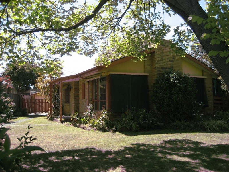 22 Fraser Street, Glen Waverley VIC 3150