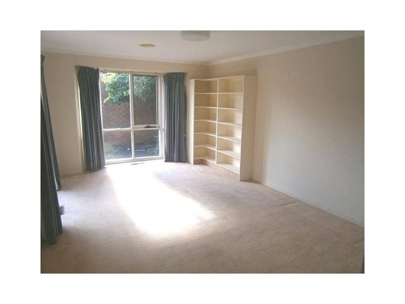 2/16 Biscayne Drive, Mount Waverley VIC 3149