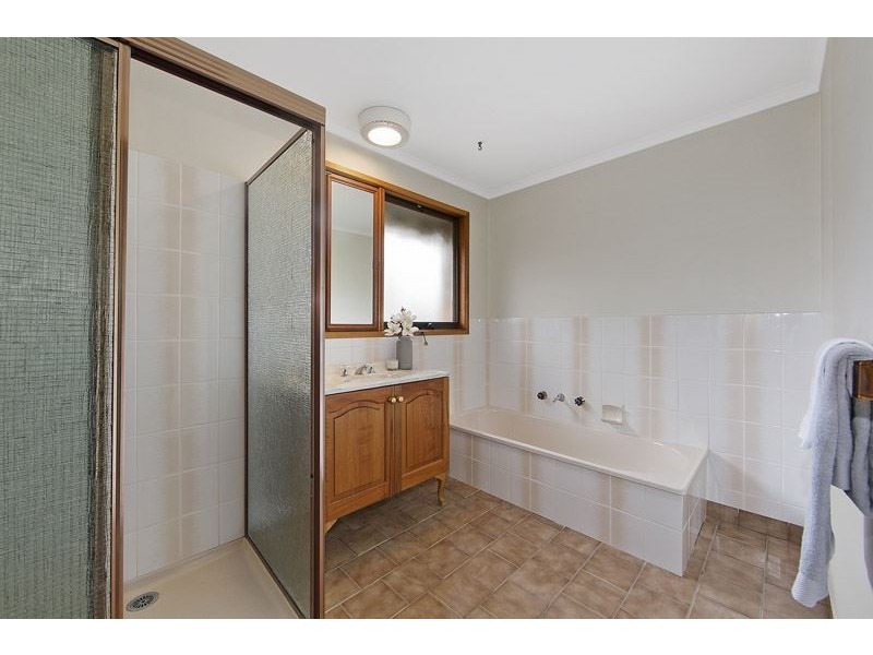 46 Torwood Avenue, Glen Waverley VIC 3150