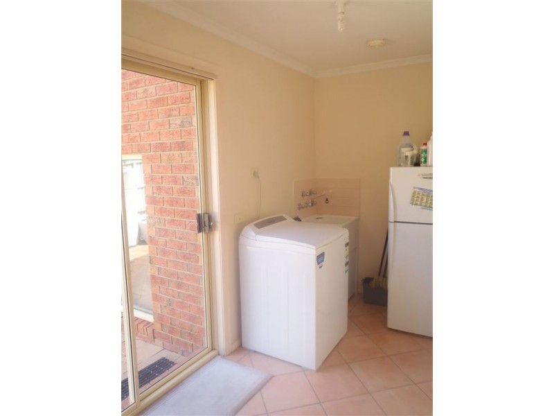 46 Avendon Blvd, Glen Waverley VIC 3150
