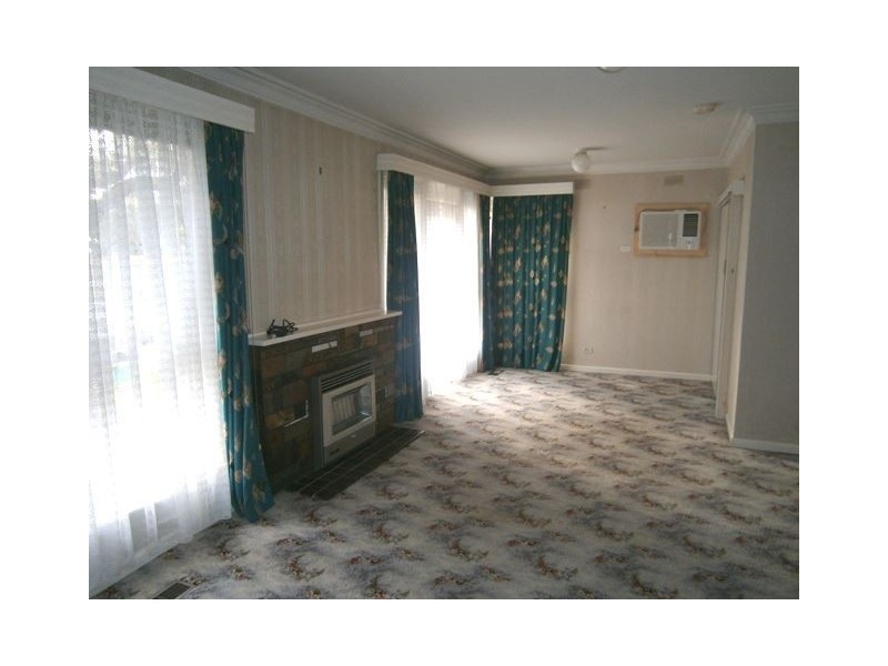 4 Kiers Avenue, Mount Waverley VIC 3149