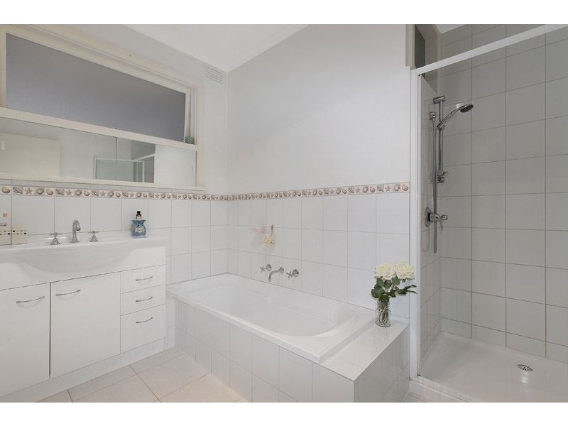 119 Whites Lane, Glen Waverley VIC 3150