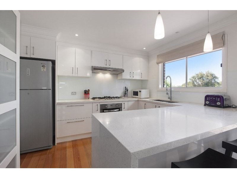 2/53 Salisbury Road, Ashwood VIC 3147