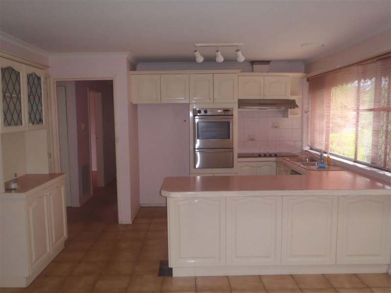 2 Pelham Drive,, Vermont South VIC 3133