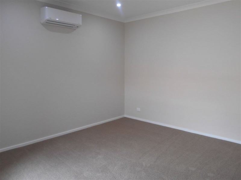 2/2 Folkestone Road, Glen Waverley VIC 3150