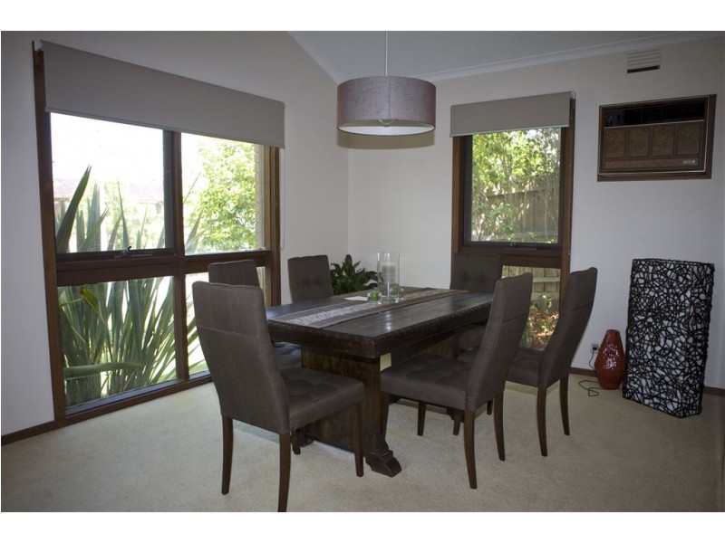 76 Petronella Avenue, Wheelers Hill VIC 3150