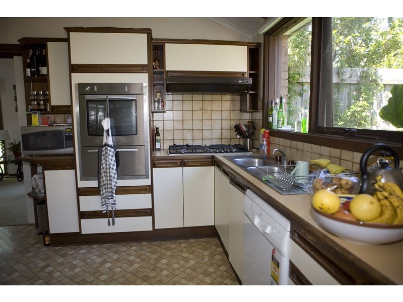 76 Petronella Avenue, Wheelers Hill VIC 3150