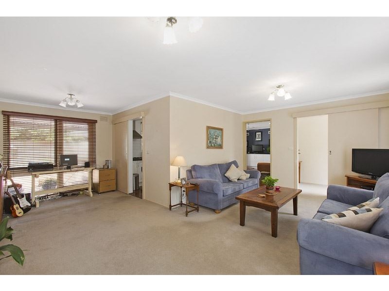 55 Knights Drive, Glen Waverley VIC 3150