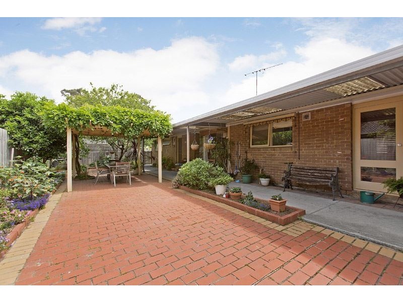 55 Knights Drive, Glen Waverley VIC 3150