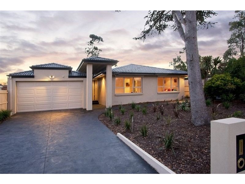 17 Brighton Street, Glen Waverley VIC 3150