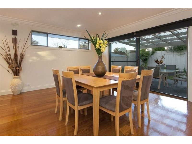 17 Brighton Street, Glen Waverley VIC 3150