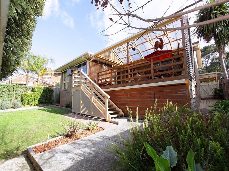 6 Walden Avenue, Wheelers Hill VIC 3150