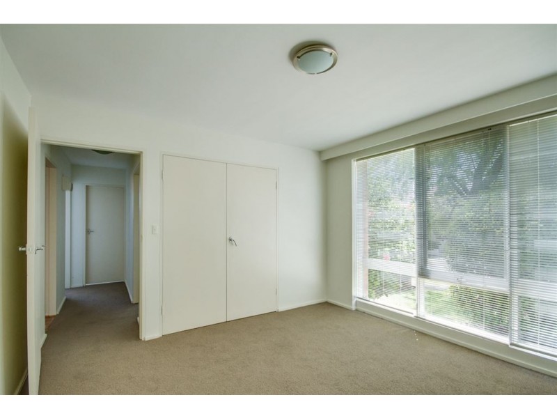 1/11 Crotonhurst Avenue, Caulfield North VIC 3161