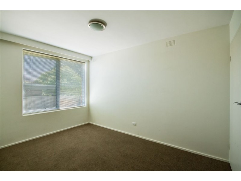 1/11 Crotonhurst Avenue, Caulfield North VIC 3161