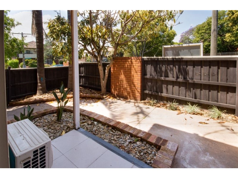 1/11 Crotonhurst Avenue, Caulfield North VIC 3161