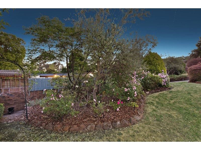 12 Foxley Street, Glen Waverley VIC 3150