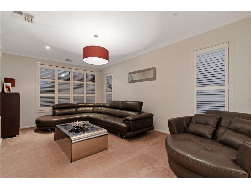 37 Driftwood Drive, Glen Waverley VIC 3150