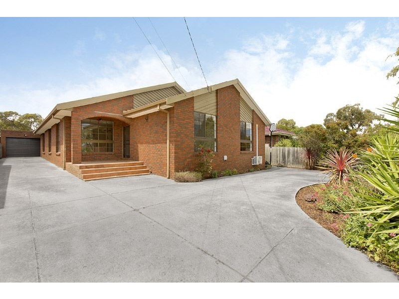 52 Columbia Drive, Wheelers Hill VIC 3150